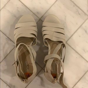 Kenneth Cole Reaction Wedges